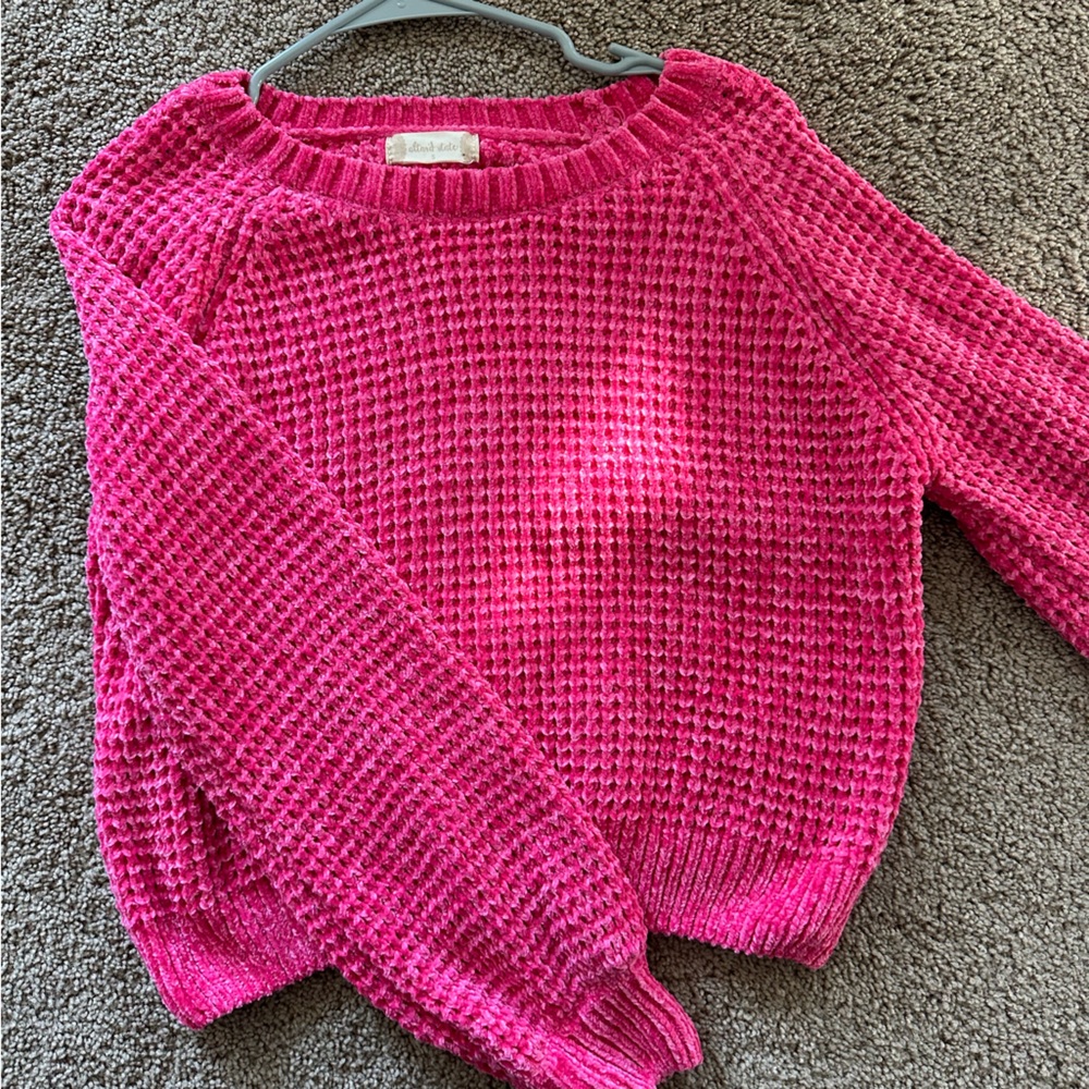 pink altard state sweater, small rip along back of neckline, soft sweater